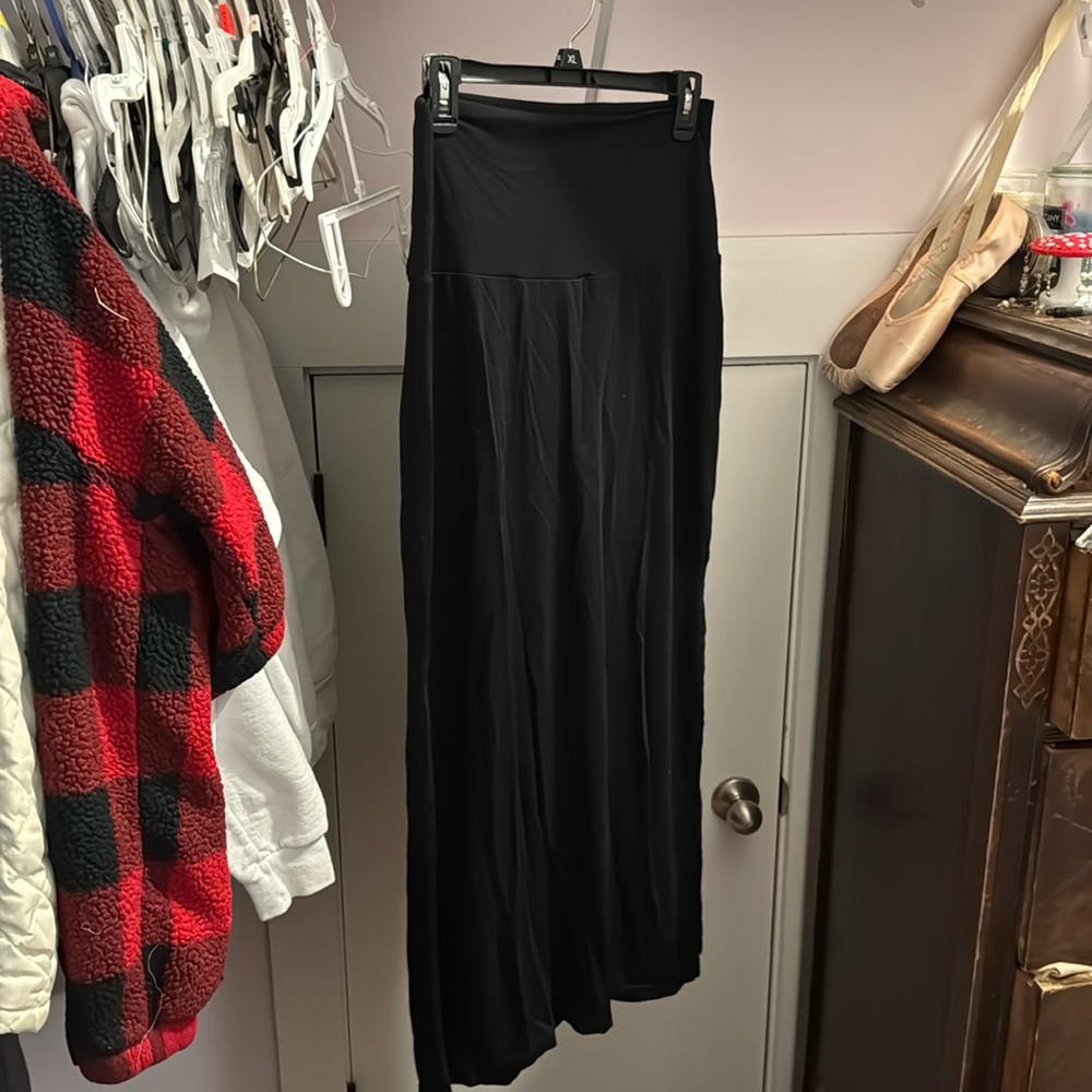 Athleta size S comfy long black skirt